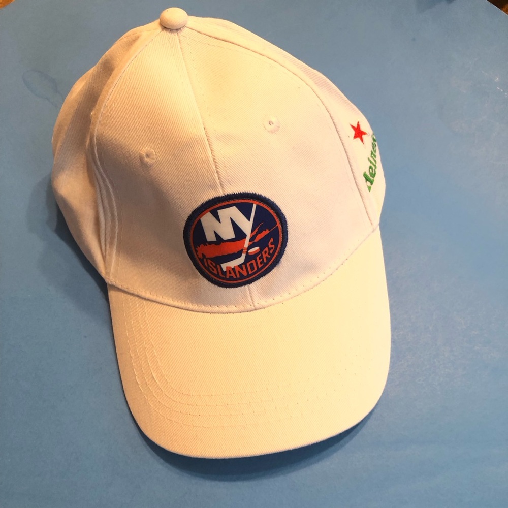 White NY ISLANDERS Baseball Hat / Heineken / Ice Hockey / New York / Cotton Cap